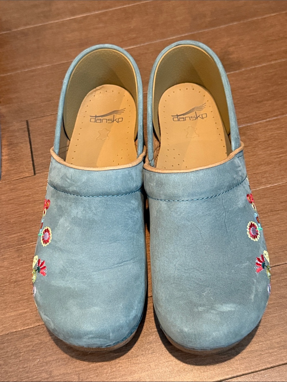 Women’s Dansko Pro Earthybuck Embroidered Blue Boho Clog Shoe, Euro 41 (US 10) - Picture 3 of 5